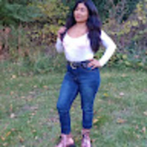 Meet your Posher, Idalia